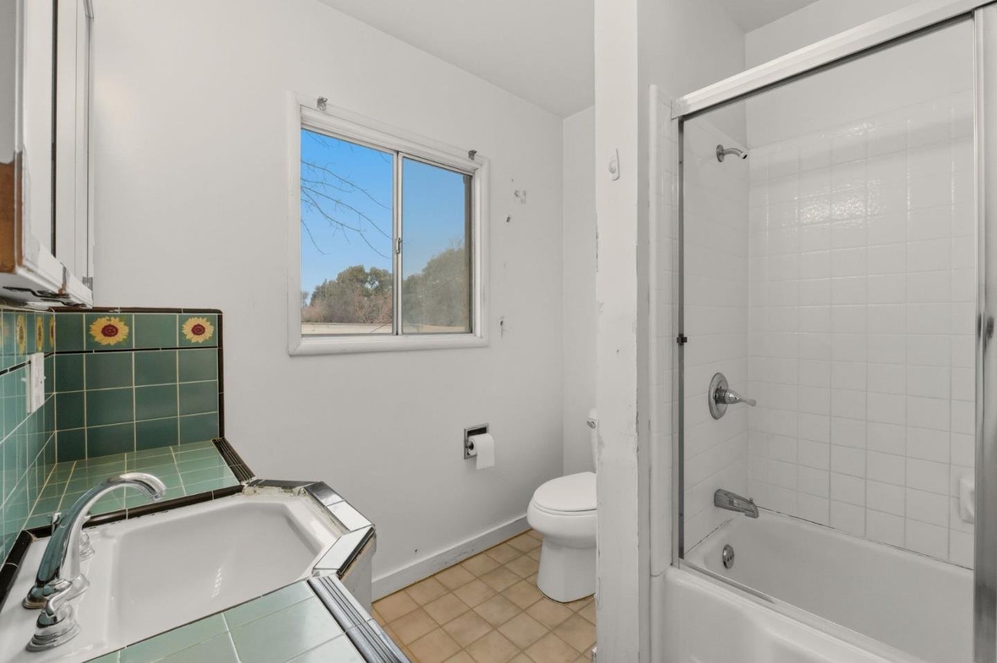 Detail Gallery Image 94 of 104 For 24952 Cypress Ave, Hayward,  CA 94544 - – Beds | – Baths