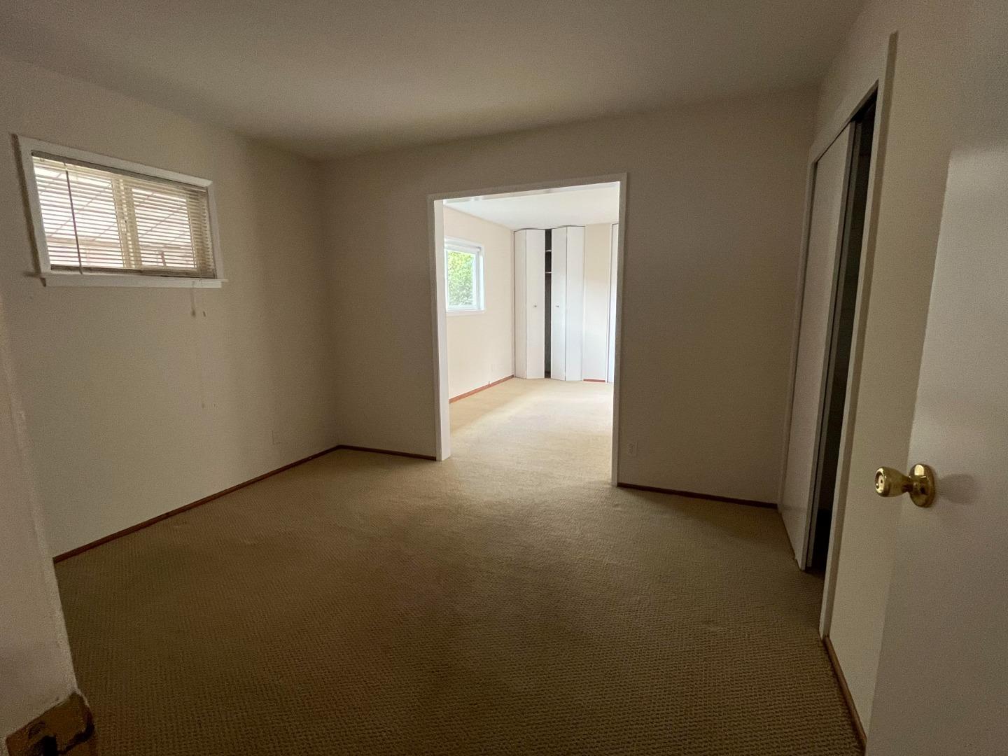 Detail Gallery Image 17 of 21 For 519 Drucilla Dr, Mountain View,  CA 94040 - 3 Beds | 2 Baths