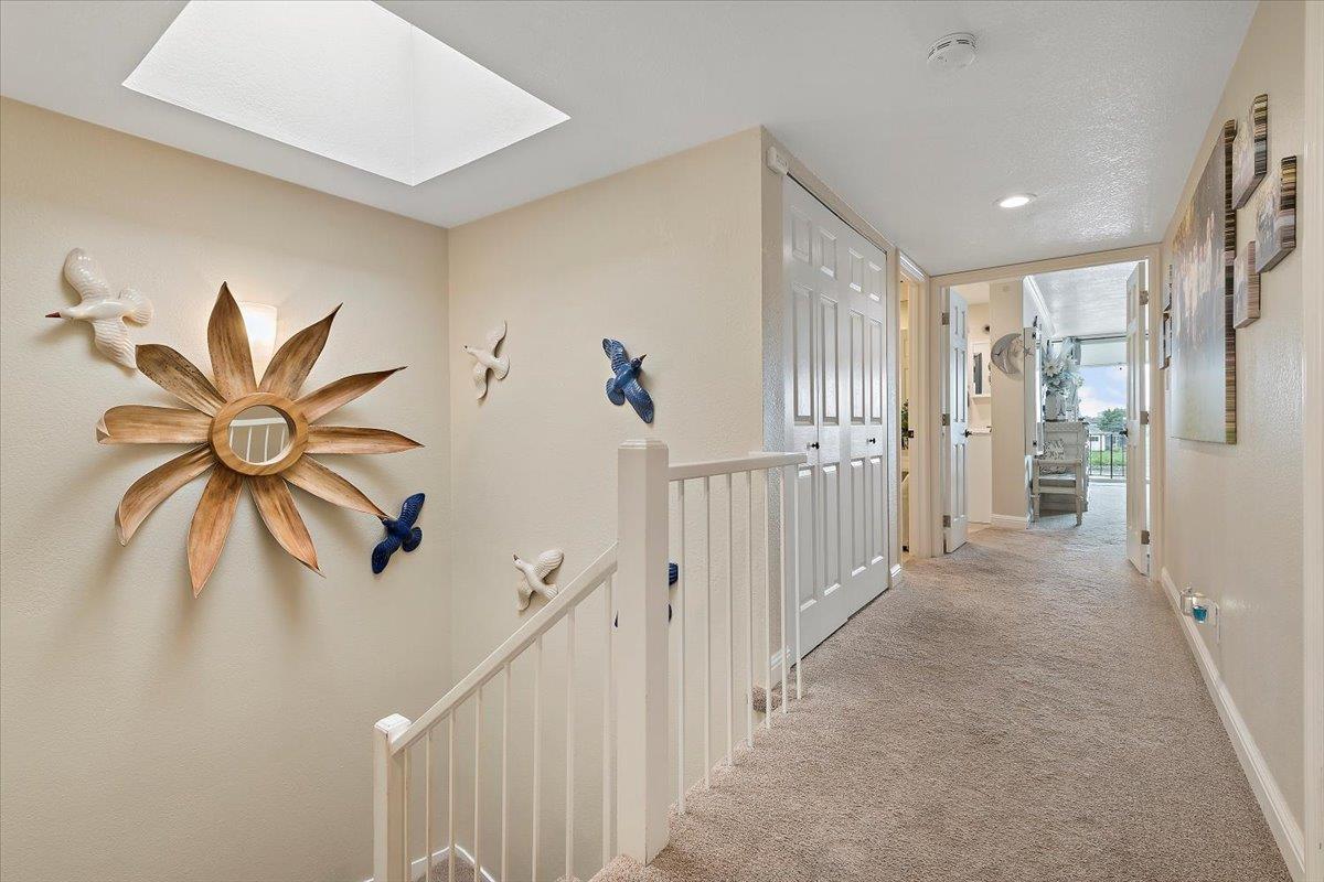Detail Gallery Image 18 of 33 For 444 Fathom Dr, San Mateo,  CA 94404 - 4 Beds | 2/1 Baths