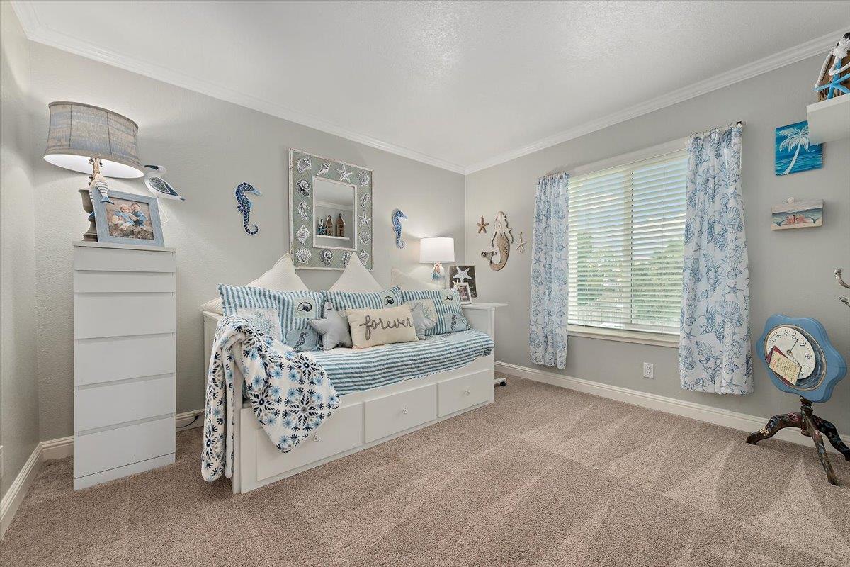 Detail Gallery Image 19 of 33 For 444 Fathom Dr, San Mateo,  CA 94404 - 4 Beds | 2/1 Baths