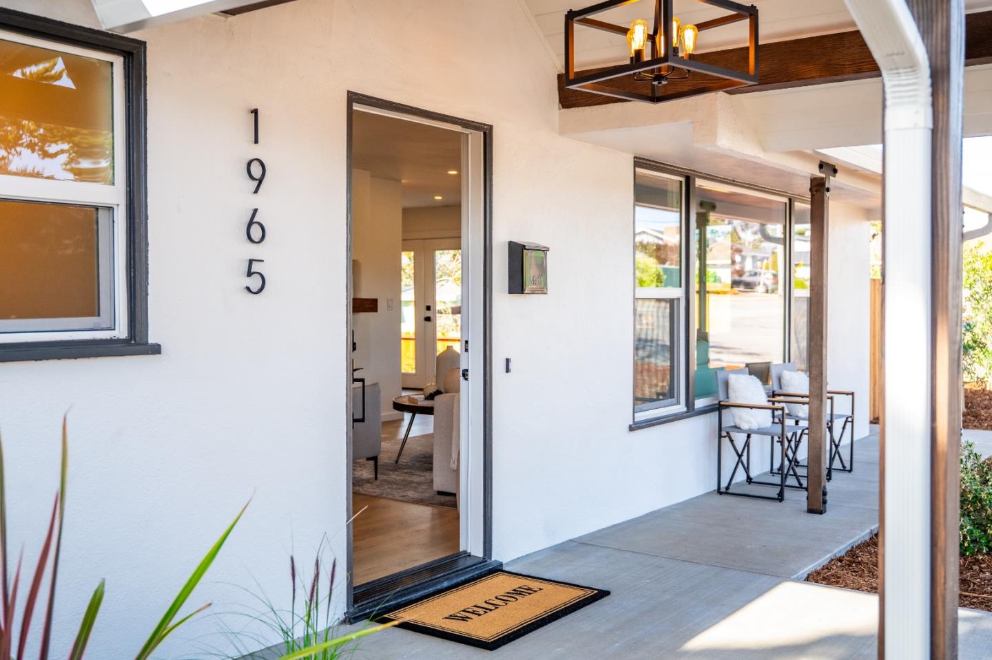 Detail Gallery Image 11 of 52 For 1965 Luzern St, Seaside,  CA 93955 - 3 Beds | 2 Baths