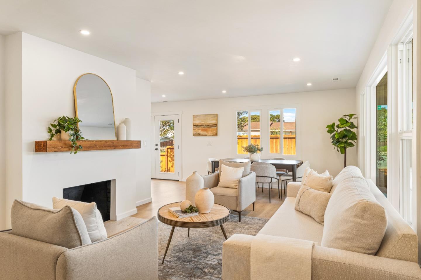 Detail Gallery Image 27 of 52 For 1965 Luzern St, Seaside,  CA 93955 - 3 Beds | 2 Baths