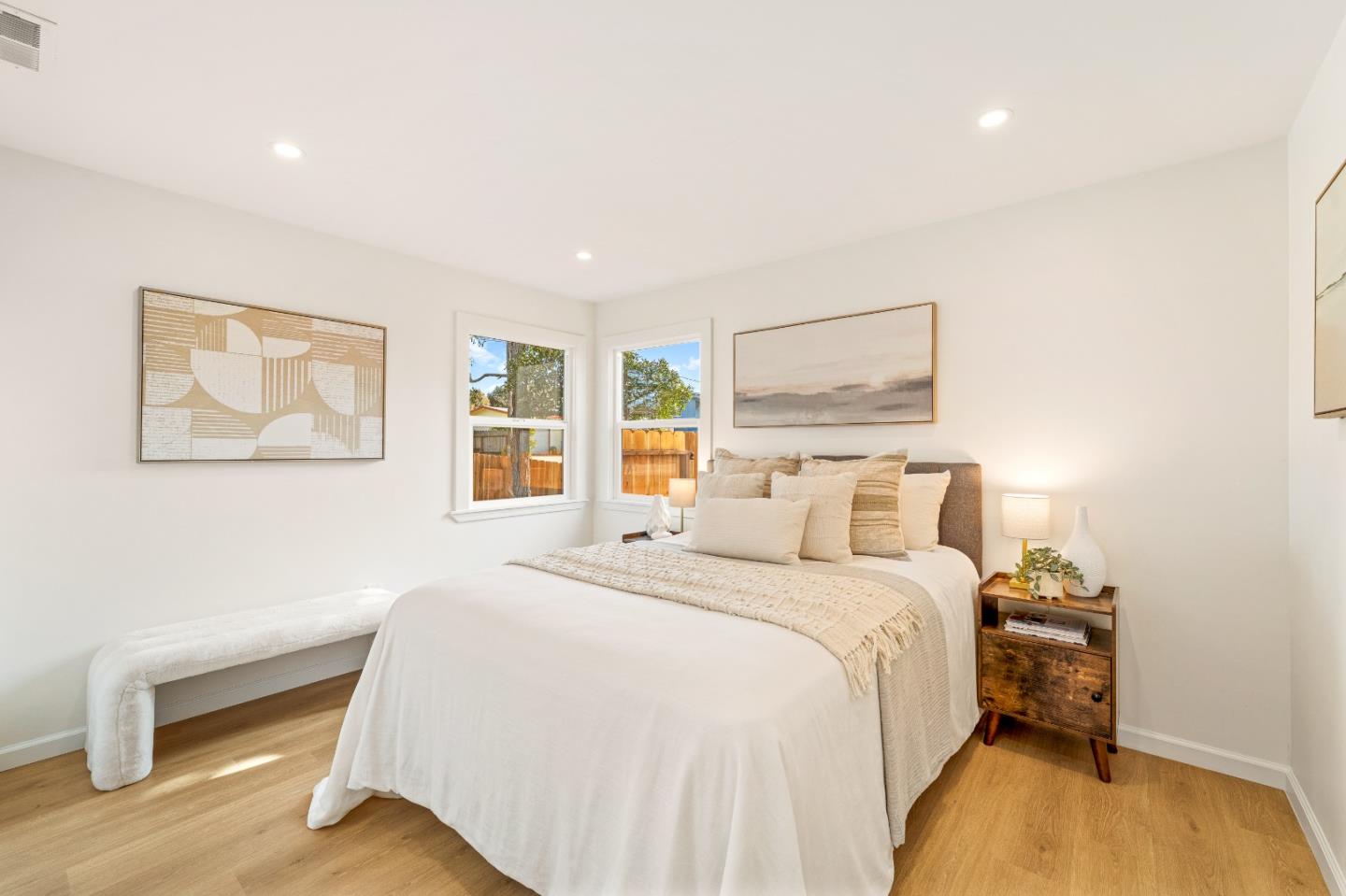 Detail Gallery Image 32 of 52 For 1965 Luzern St, Seaside,  CA 93955 - 3 Beds | 2 Baths