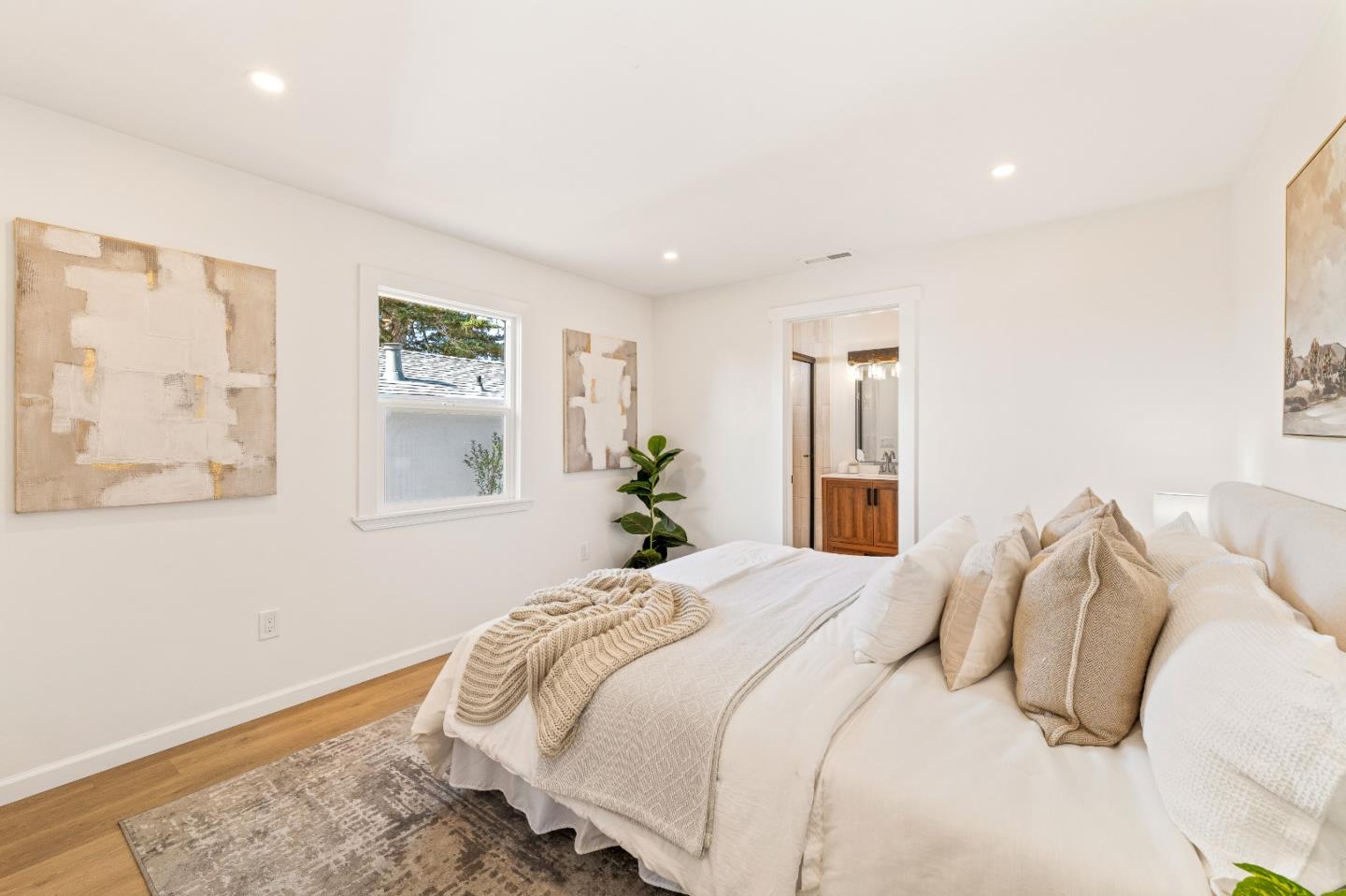 Detail Gallery Image 38 of 52 For 1965 Luzern St, Seaside,  CA 93955 - 3 Beds | 2 Baths