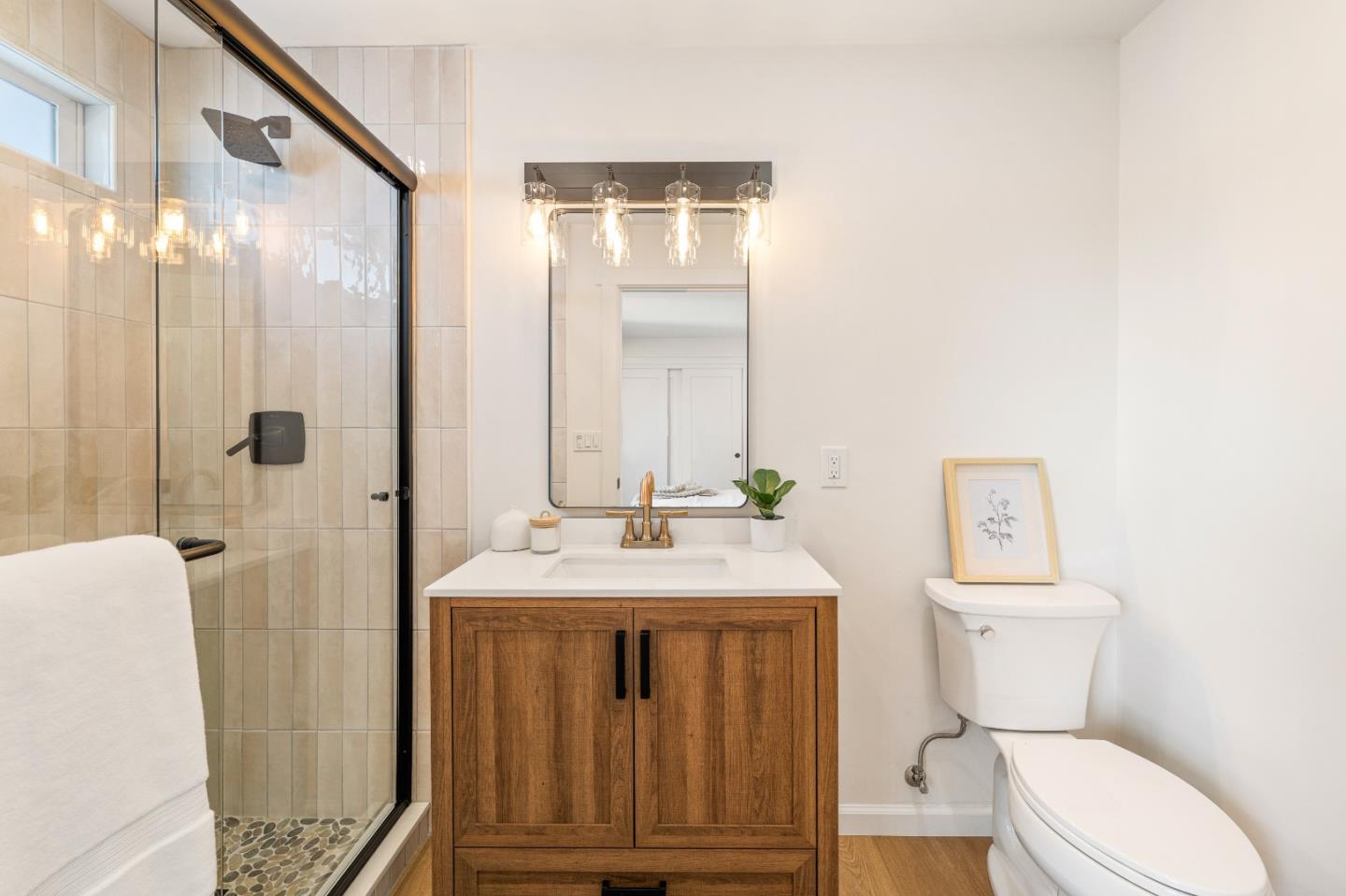 Detail Gallery Image 42 of 52 For 1965 Luzern St, Seaside,  CA 93955 - 3 Beds | 2 Baths