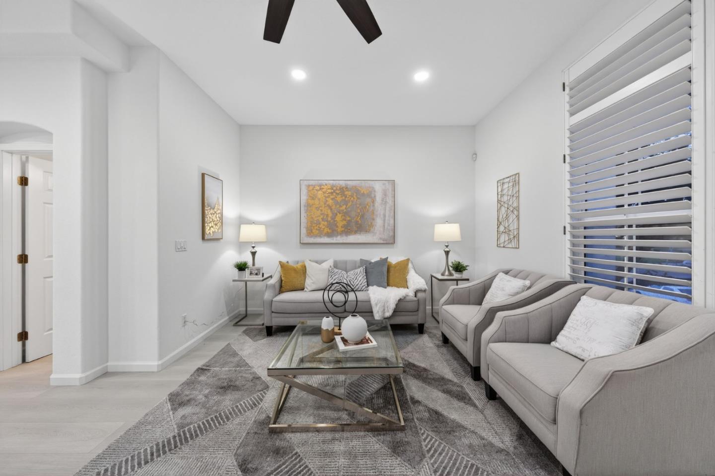 Photo #5: ML82032899 Listing: Photo #5