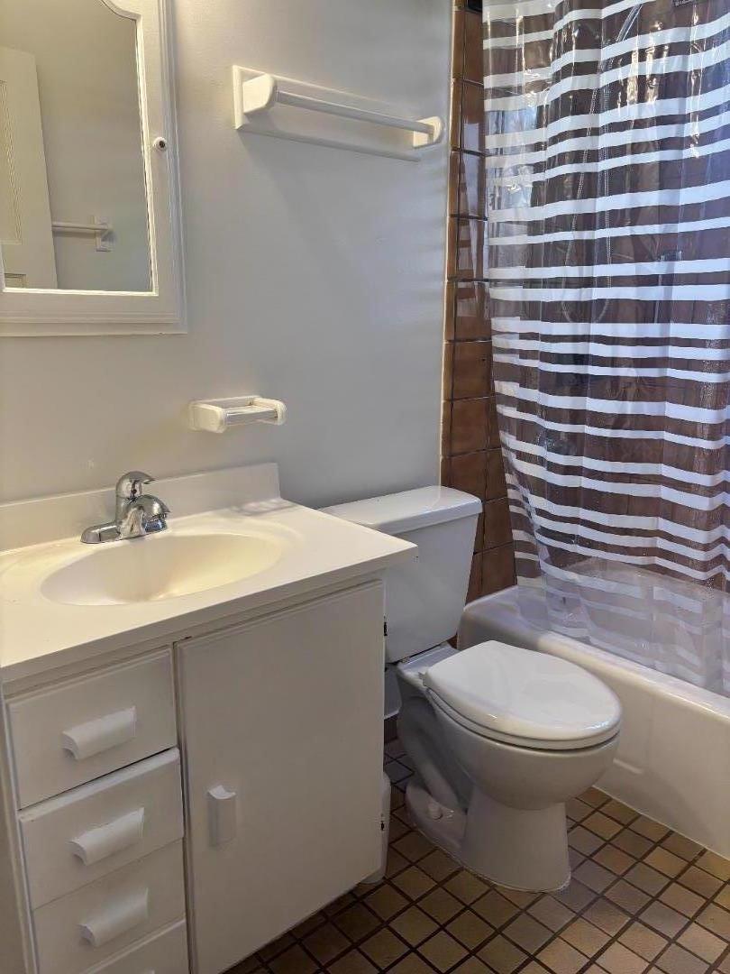 Detail Gallery Image 10 of 20 For 139 D St, Redwood City,  CA 94063 - 3 Beds | 1 Baths