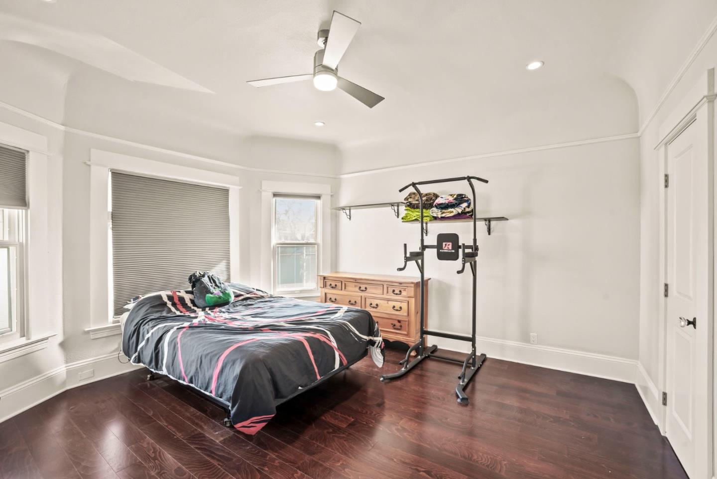 Detail Gallery Image 15 of 33 For 731 Locust St, San Jose,  CA 95110 - 2 Beds | 2 Baths