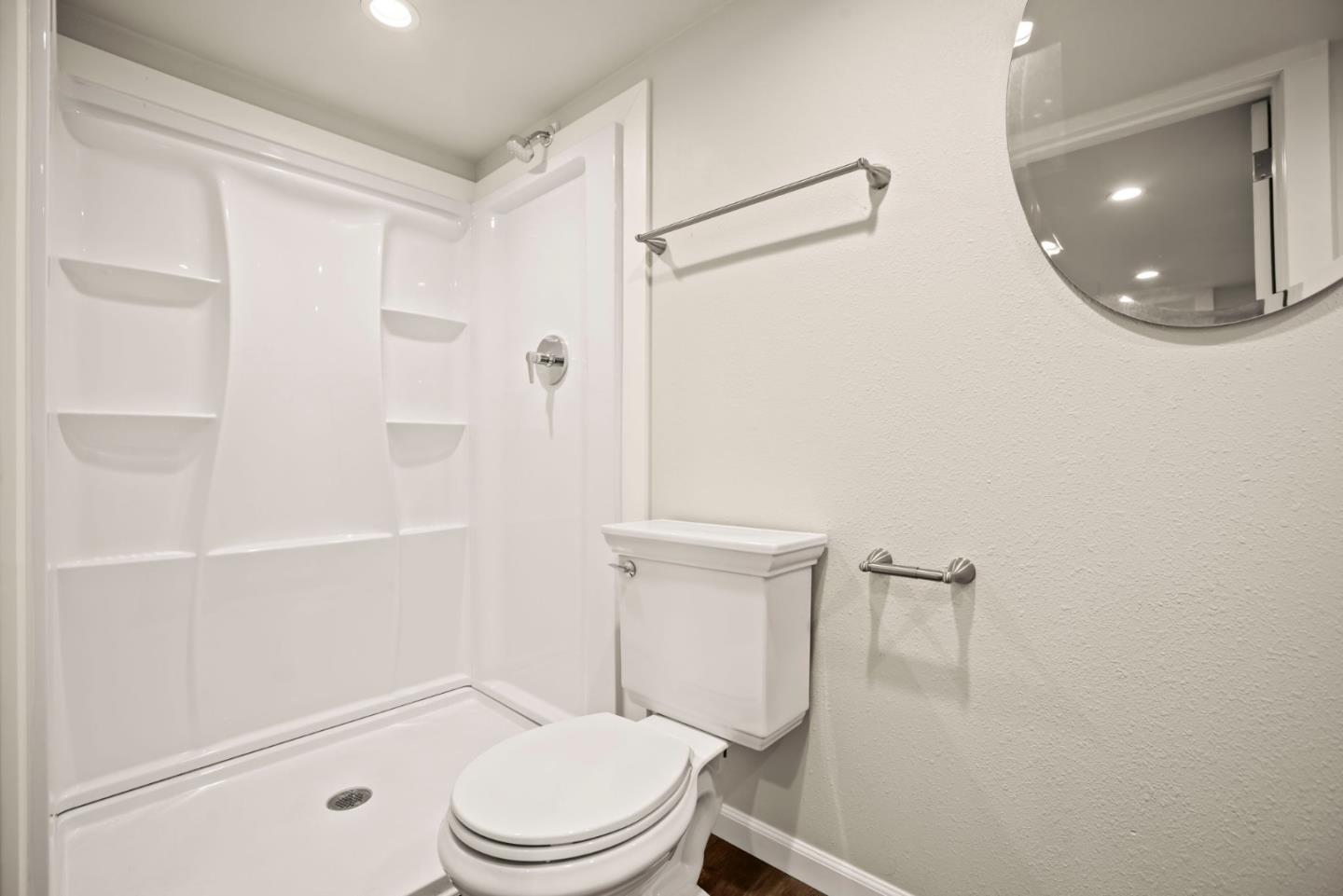 Detail Gallery Image 23 of 33 For 731 Locust St, San Jose,  CA 95110 - 2 Beds | 2 Baths