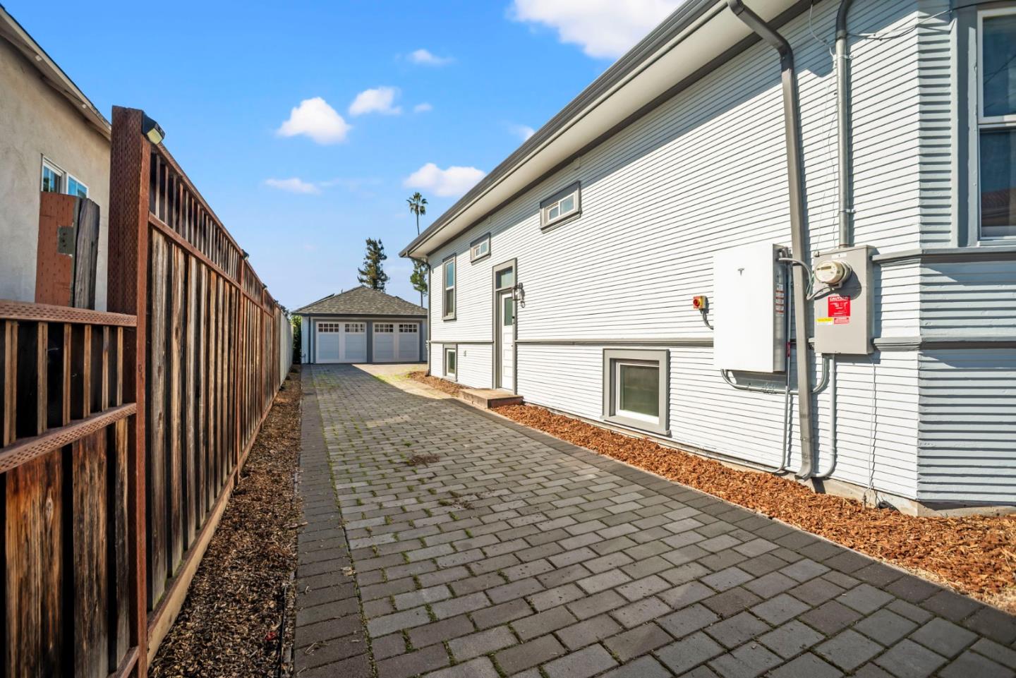 Detail Gallery Image 29 of 33 For 731 Locust St, San Jose,  CA 95110 - 2 Beds | 2 Baths