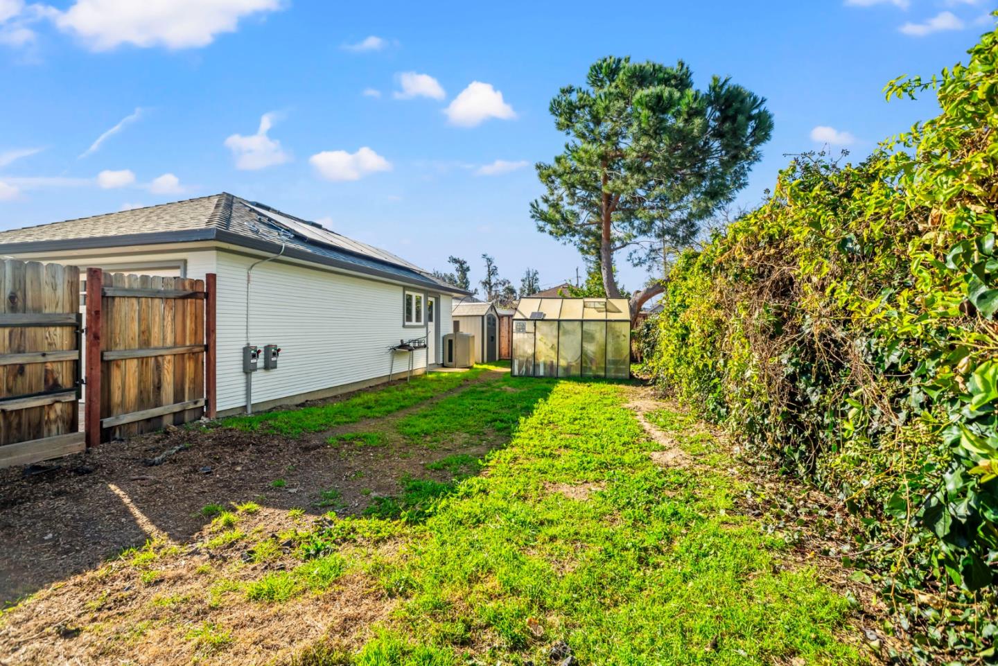 Detail Gallery Image 31 of 33 For 731 Locust St, San Jose,  CA 95110 - 2 Beds | 2 Baths