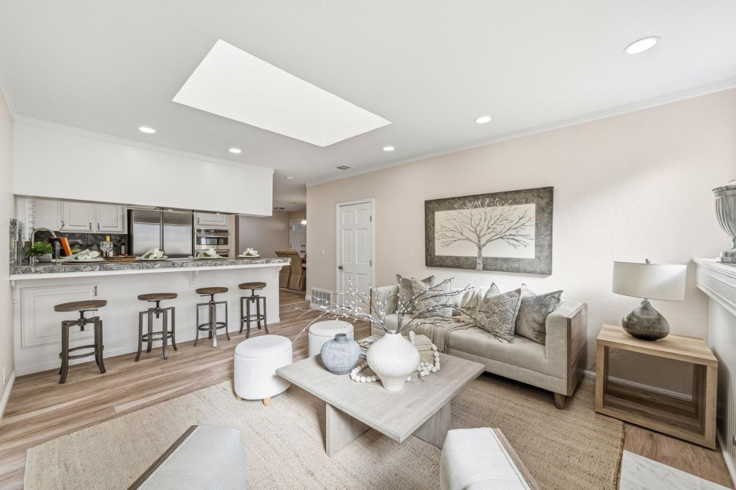 Detail Gallery Image 10 of 27 For 4485 Lynfield Ln, San Jose,  CA 95136 - 4 Beds | 2 Baths