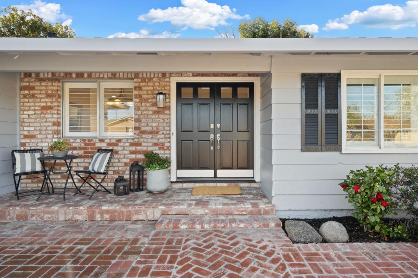 Detail Gallery Image 2 of 27 For 4485 Lynfield Ln, San Jose,  CA 95136 - 4 Beds | 2 Baths