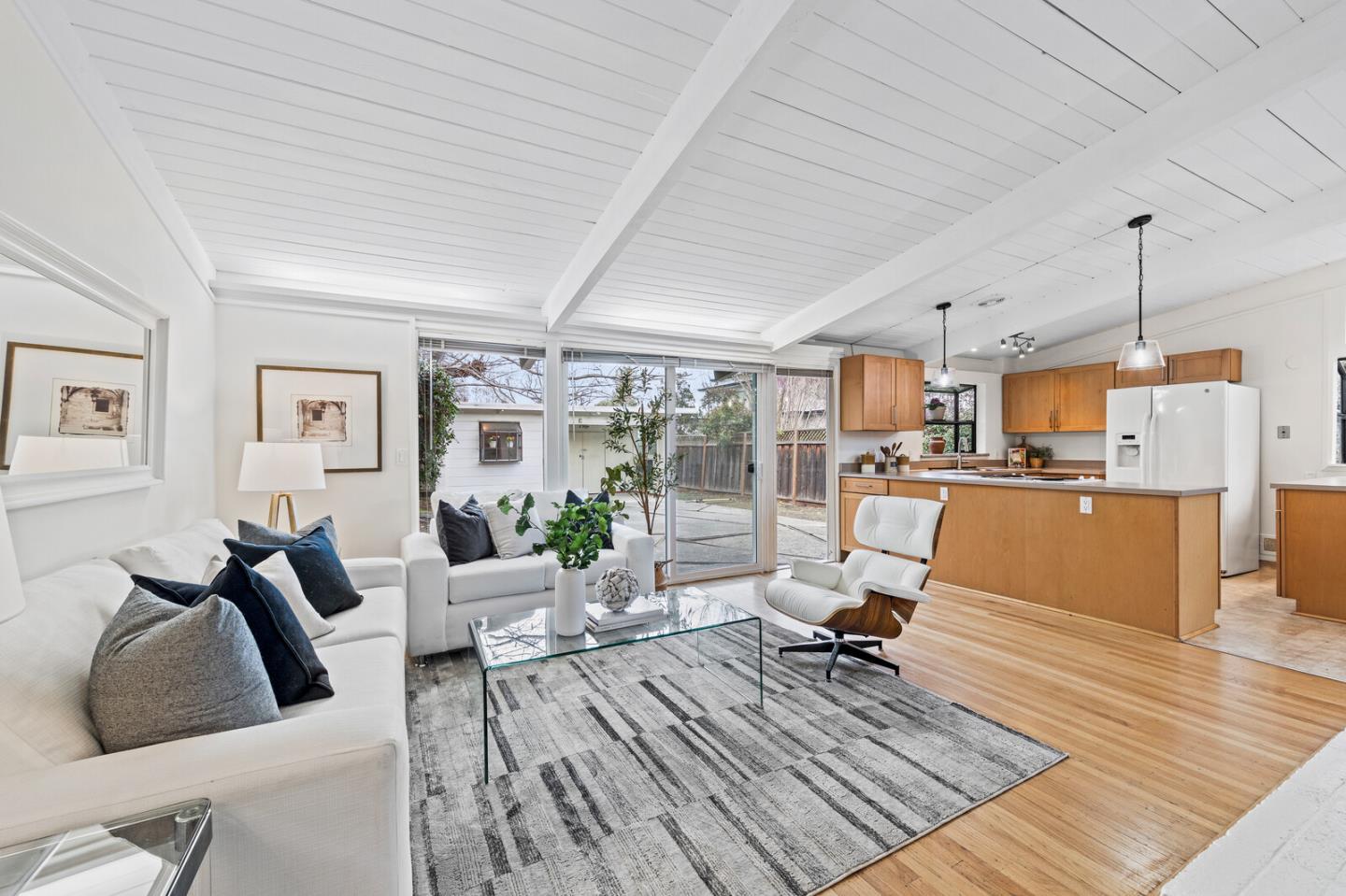 Detail Gallery Image 11 of 25 For 3866 Corina Way, Palo Alto,  CA 94303 - 3 Beds | 2 Baths