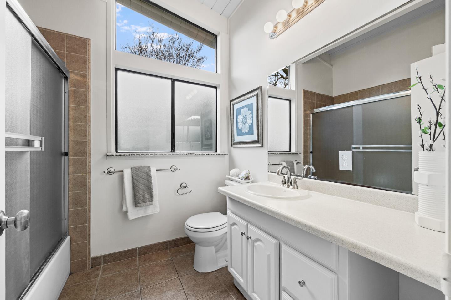 Detail Gallery Image 16 of 25 For 3866 Corina Way, Palo Alto,  CA 94303 - 3 Beds | 2 Baths