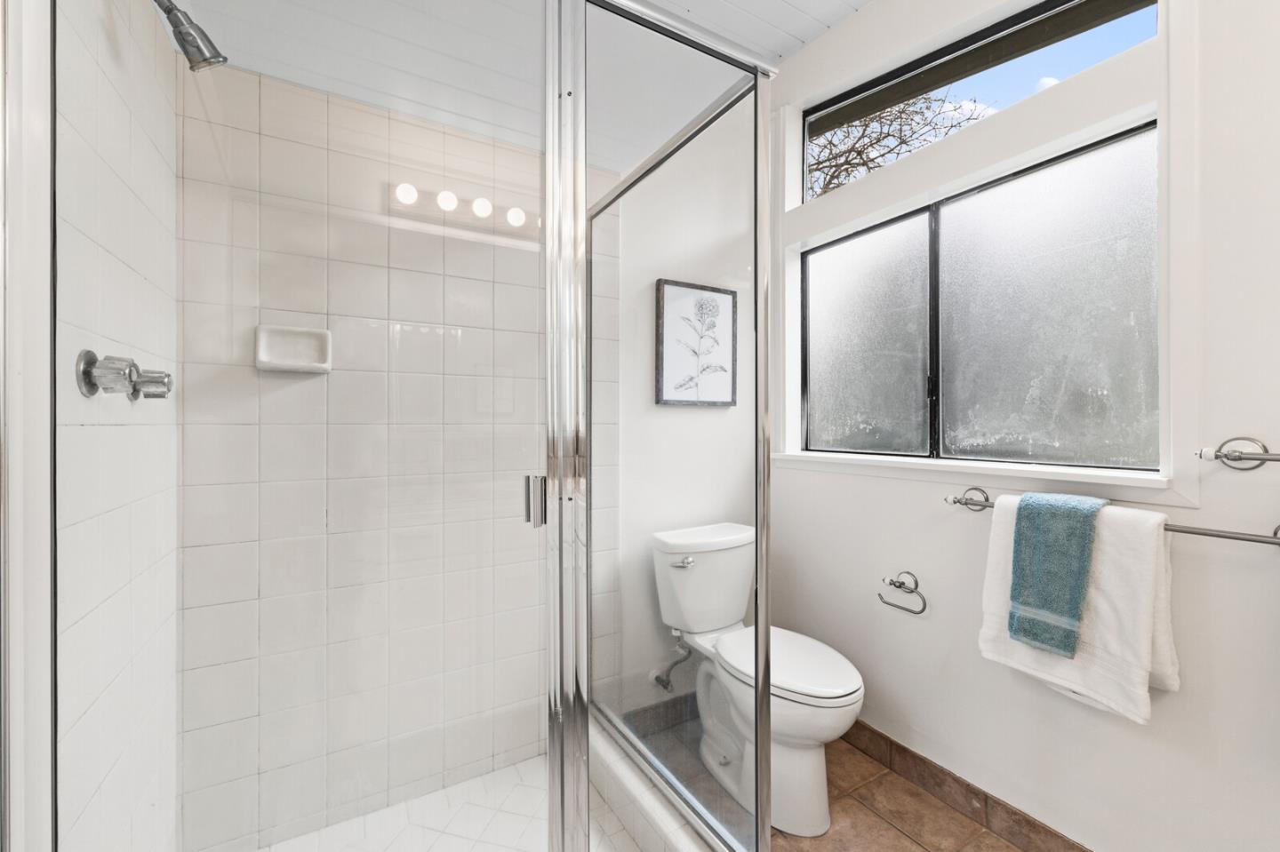 Detail Gallery Image 17 of 25 For 3866 Corina Way, Palo Alto,  CA 94303 - 3 Beds | 2 Baths