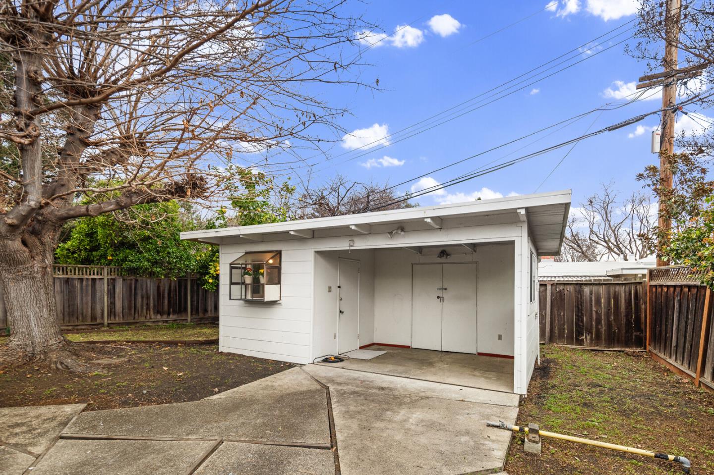 Detail Gallery Image 18 of 25 For 3866 Corina Way, Palo Alto,  CA 94303 - 3 Beds | 2 Baths