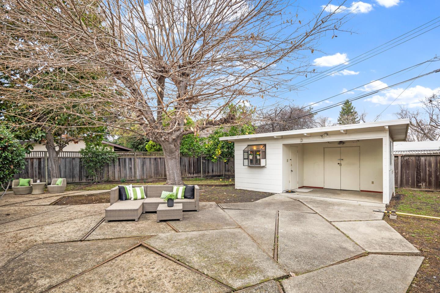 Detail Gallery Image 20 of 25 For 3866 Corina Way, Palo Alto,  CA 94303 - 3 Beds | 2 Baths