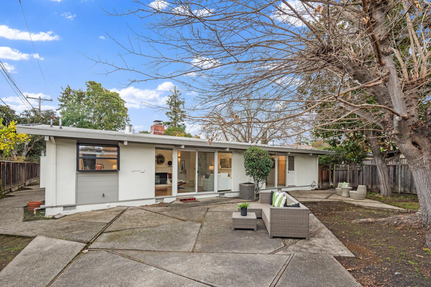 Detail Gallery Image 21 of 25 For 3866 Corina Way, Palo Alto,  CA 94303 - 3 Beds | 2 Baths