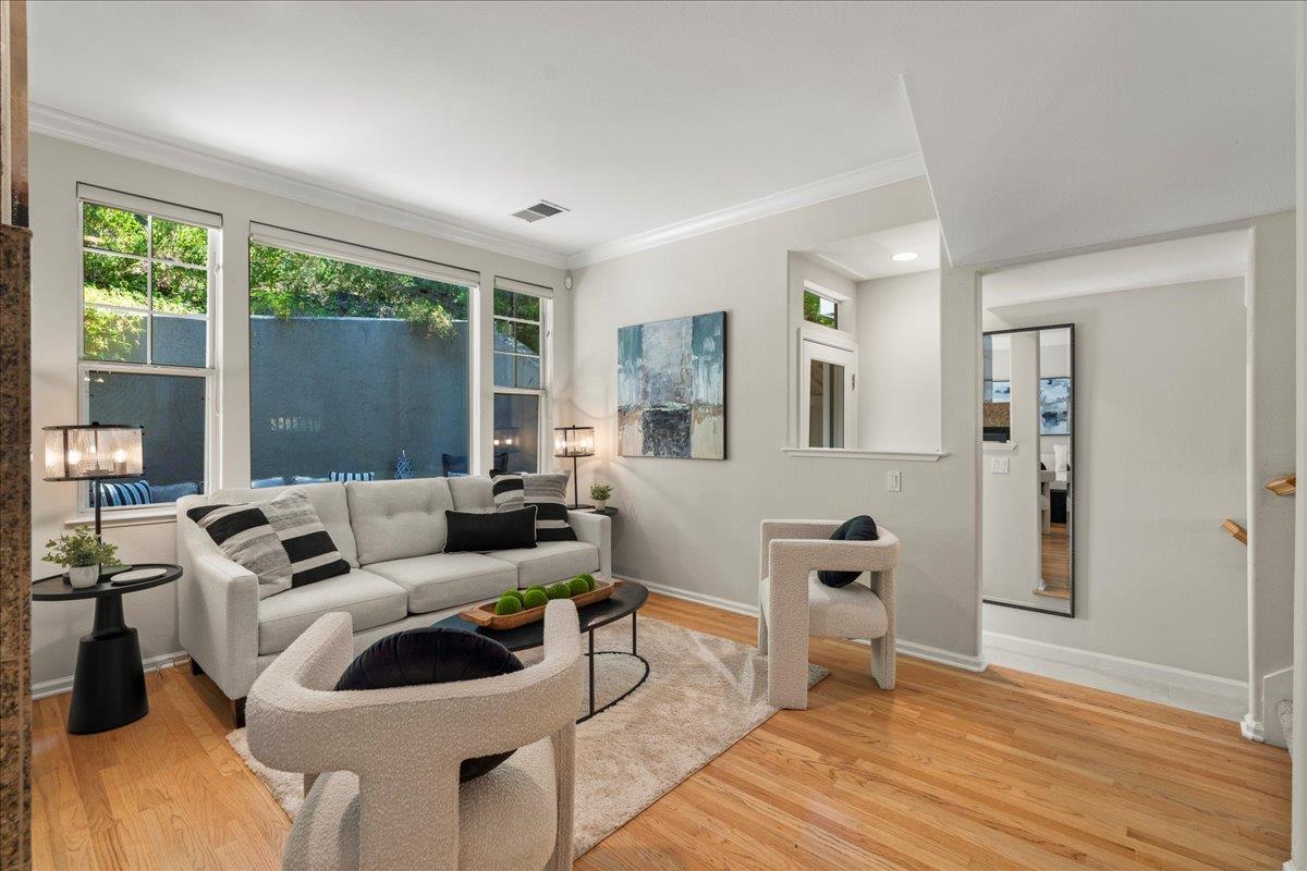 Detail Gallery Image 5 of 36 For 182 Cuesta De Los Gatos, Los Gatos,  CA 95032 - 3 Beds | 2/1 Baths