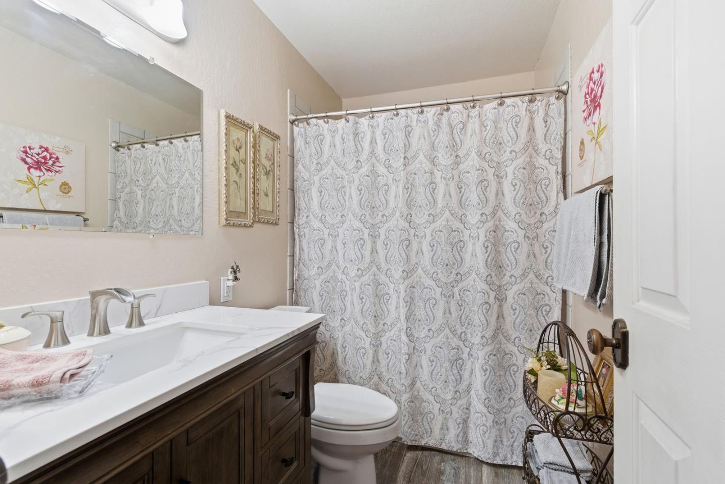 Detail Gallery Image 5 of 6 For 4141 Will Rogers Dr, San Jose,  CA 95117 - 3 Beds | 2 Baths
