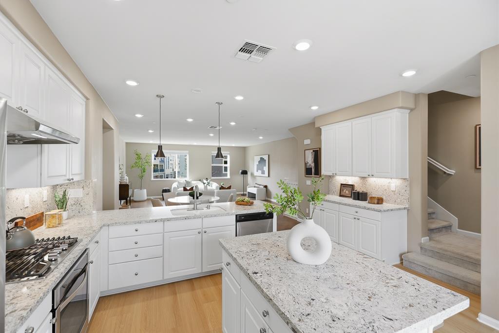 Detail Gallery Image 21 of 65 For 1279 Milkweed St, Milpitas,  CA 95035 - 4 Beds | 3/1 Baths