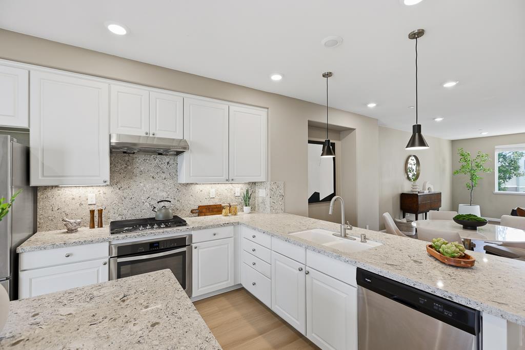 Detail Gallery Image 23 of 65 For 1279 Milkweed St, Milpitas,  CA 95035 - 4 Beds | 3/1 Baths