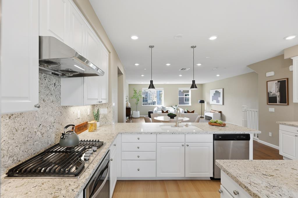 Detail Gallery Image 25 of 65 For 1279 Milkweed St, Milpitas,  CA 95035 - 4 Beds | 3/1 Baths