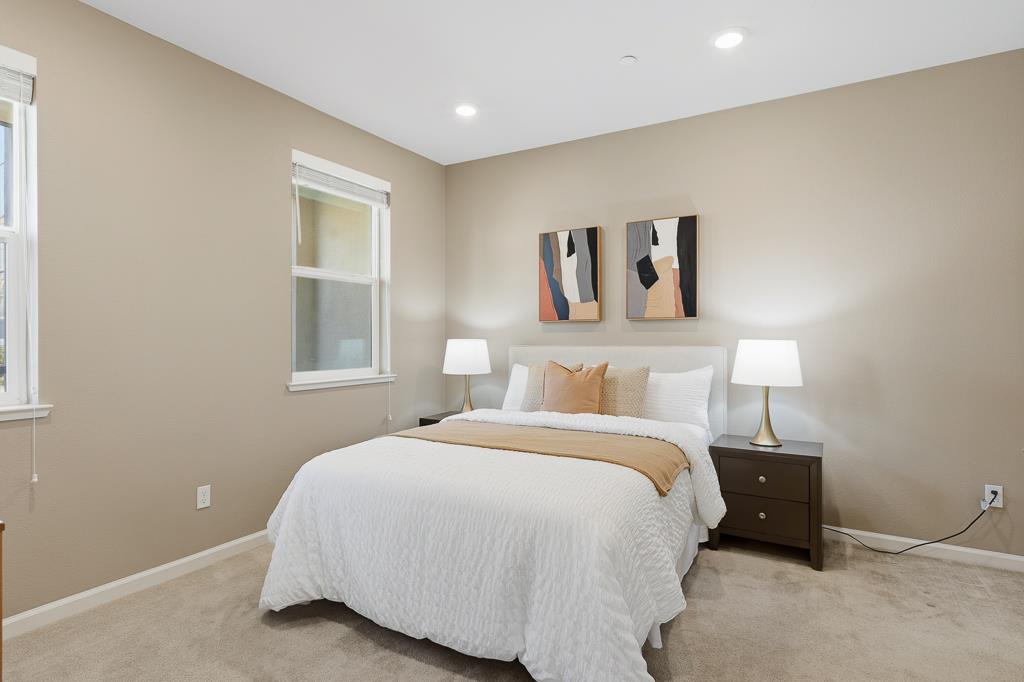 Detail Gallery Image 33 of 65 For 1279 Milkweed St, Milpitas,  CA 95035 - 4 Beds | 3/1 Baths