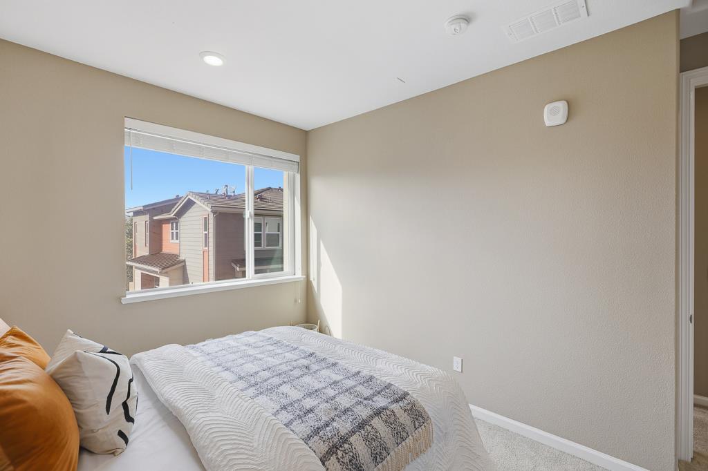 Detail Gallery Image 41 of 65 For 1279 Milkweed St, Milpitas,  CA 95035 - 4 Beds | 3/1 Baths