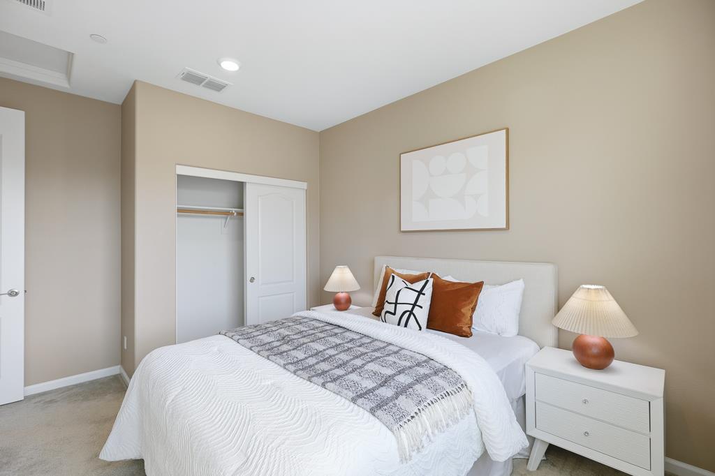 Detail Gallery Image 42 of 65 For 1279 Milkweed St, Milpitas,  CA 95035 - 4 Beds | 3/1 Baths