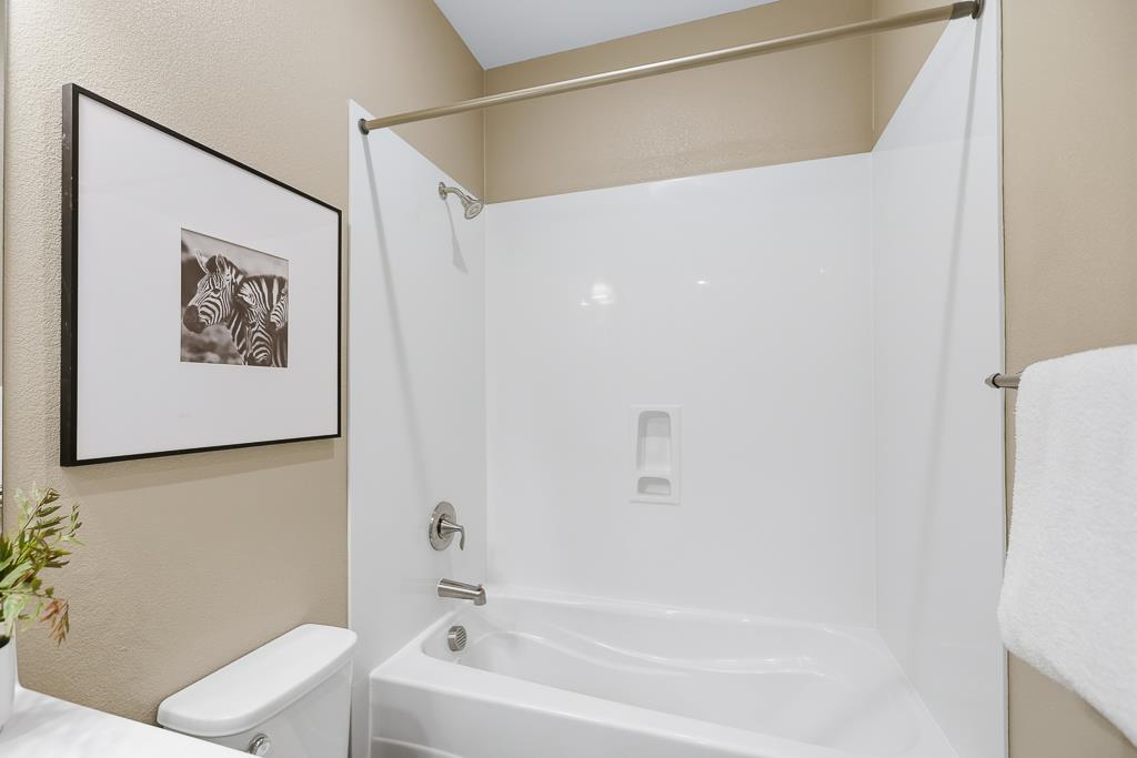 Detail Gallery Image 44 of 65 For 1279 Milkweed St, Milpitas,  CA 95035 - 4 Beds | 3/1 Baths