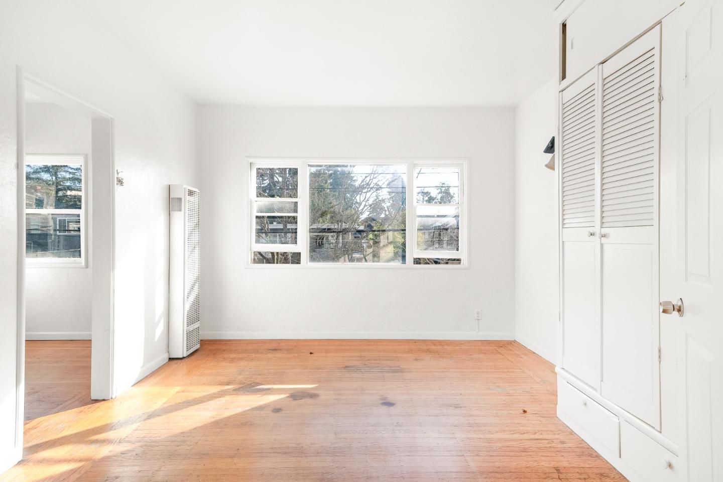 Detail Gallery Image 12 of 17 For 2319 Ward St, Berkeley,  CA 94705 - – Beds | – Baths