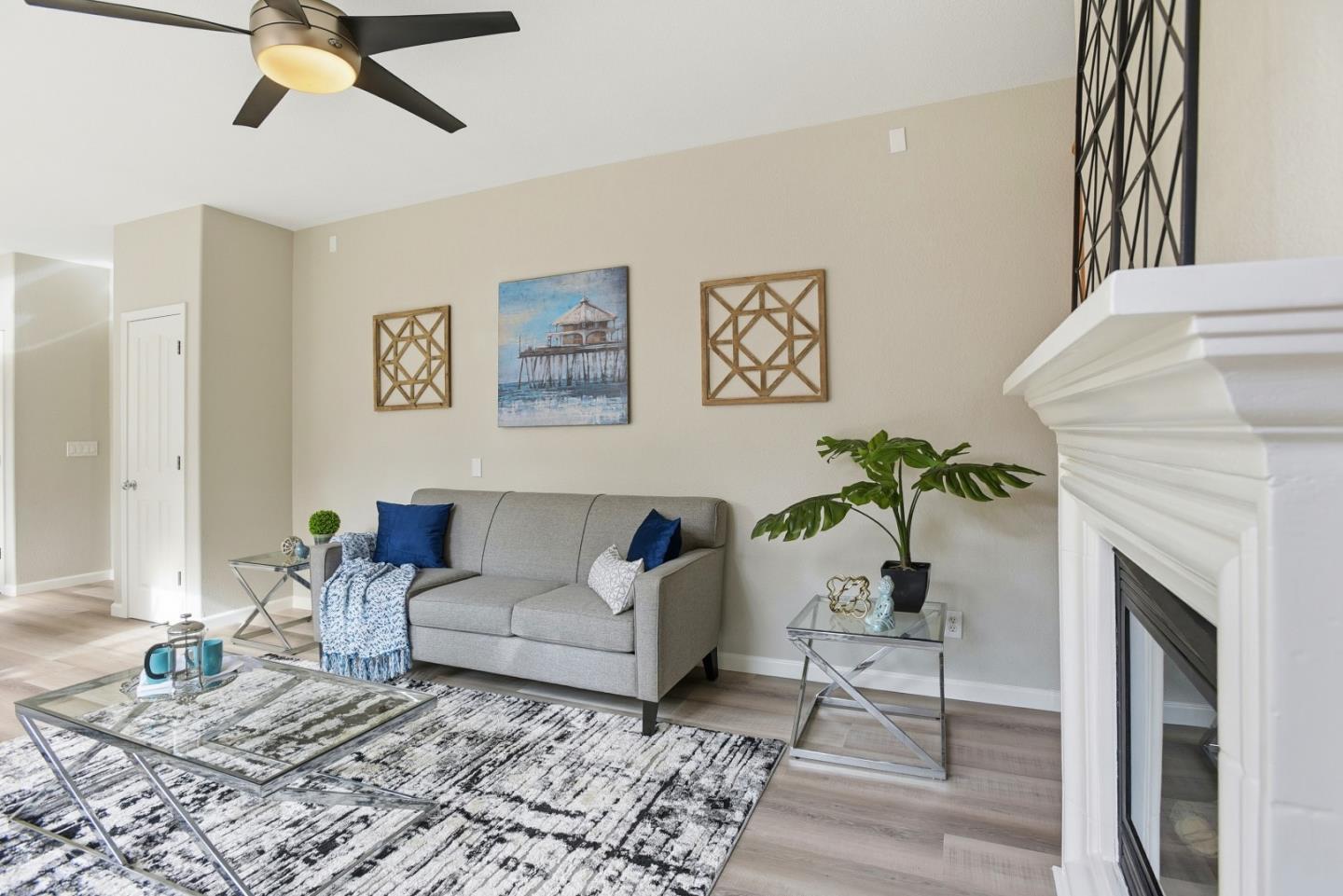 Detail Gallery Image 16 of 63 For 928 Wilks St, East Palo Alto,  CA 94303 - 4 Beds | 2/1 Baths