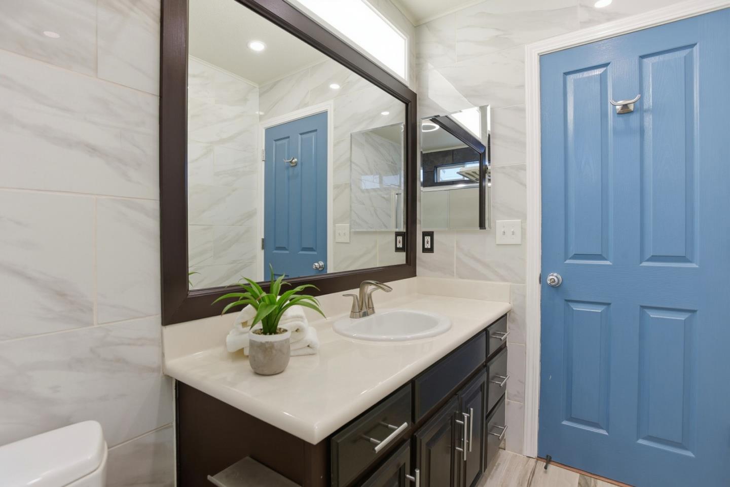 Detail Gallery Image 39 of 63 For 928 Wilks St, East Palo Alto,  CA 94303 - 4 Beds | 2/1 Baths