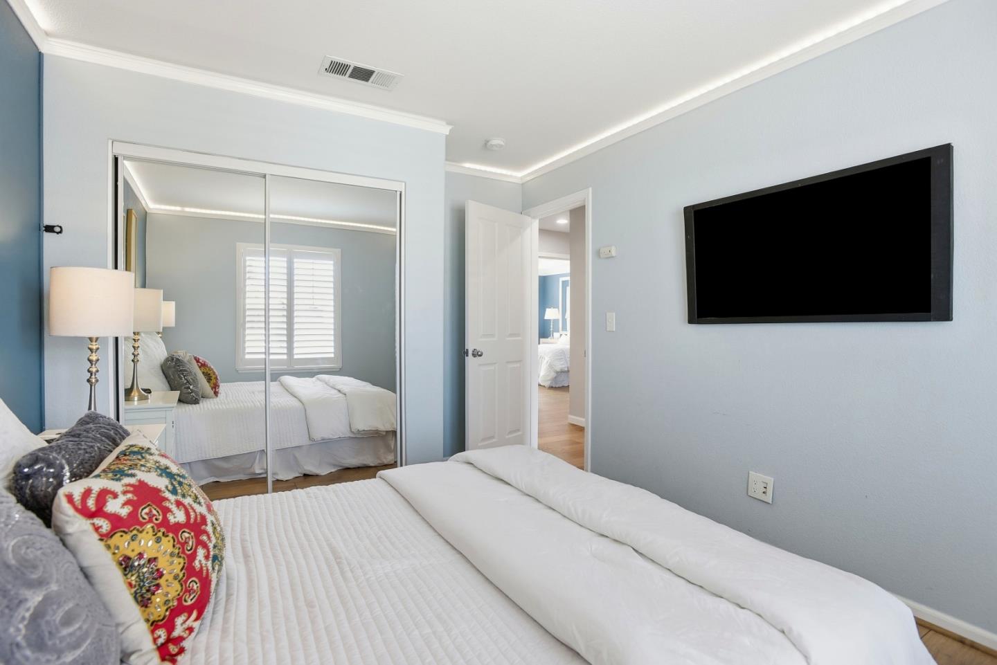 Detail Gallery Image 42 of 63 For 928 Wilks St, East Palo Alto,  CA 94303 - 4 Beds | 2/1 Baths