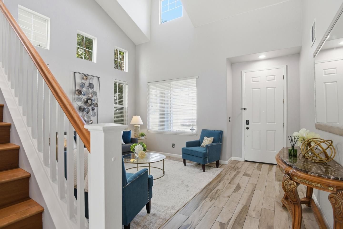 Detail Gallery Image 9 of 63 For 928 Wilks St, East Palo Alto,  CA 94303 - 4 Beds | 2/1 Baths