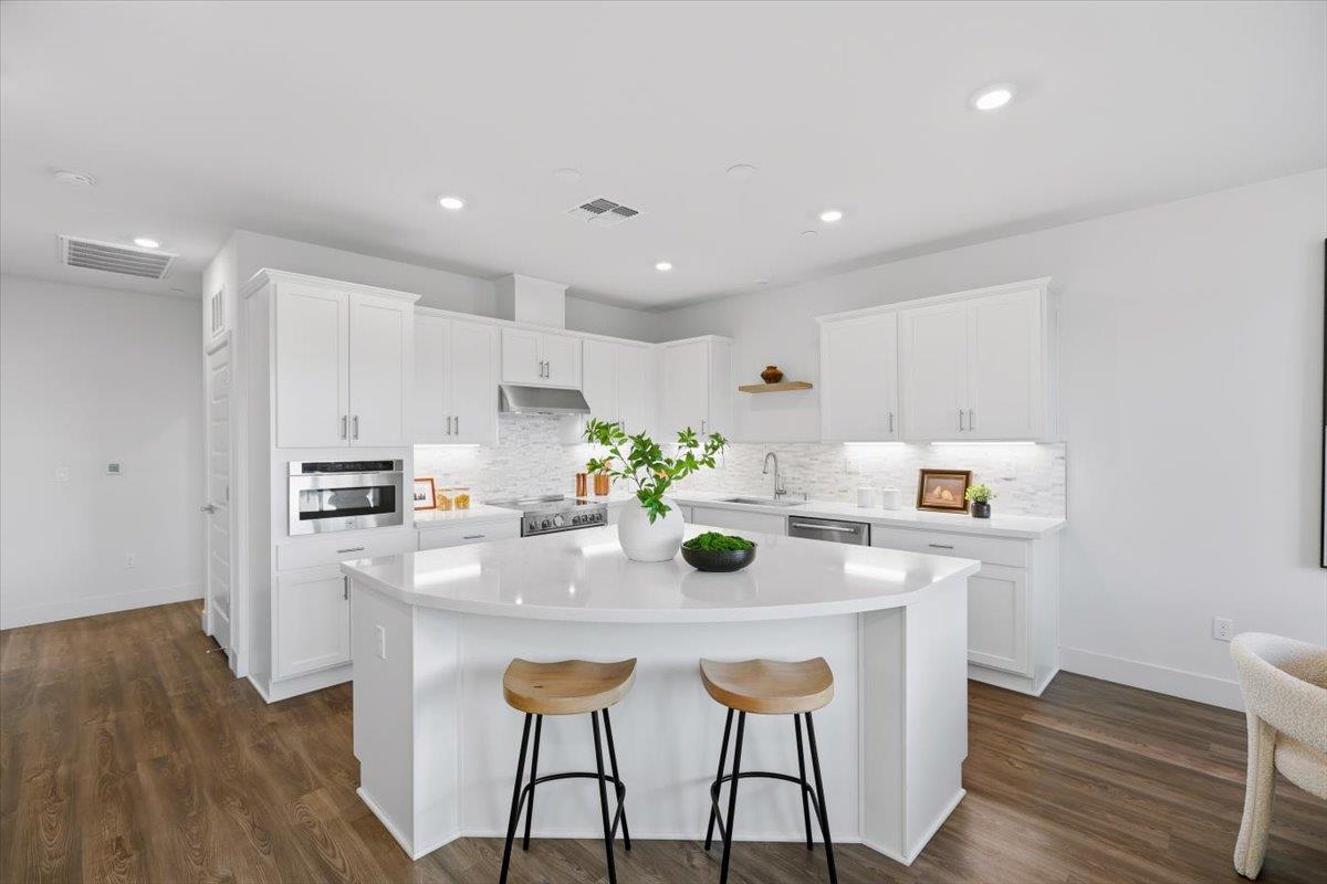 Detail Gallery Image 20 of 63 For 921 Magnolia Ter #7,  Sunnyvale,  CA 94086 - 2 Beds | 2/1 Baths