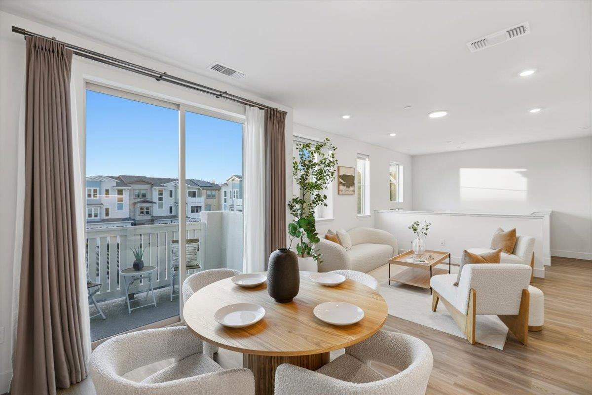 Detail Gallery Image 27 of 63 For 921 Magnolia Ter #7,  Sunnyvale,  CA 94086 - 2 Beds | 2/1 Baths