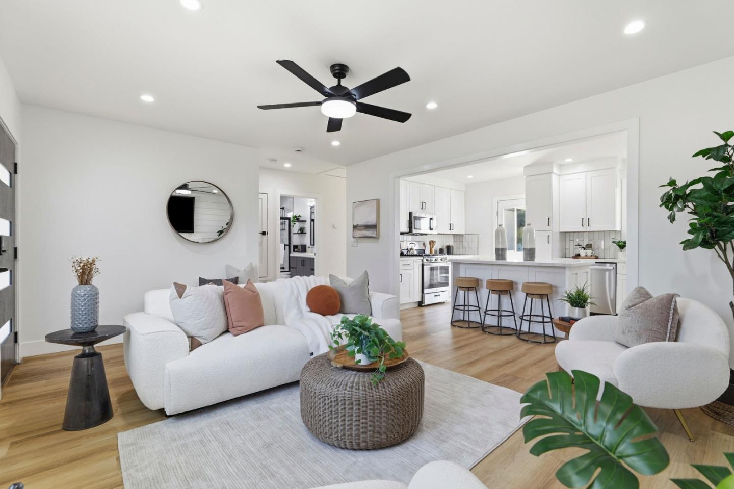 Detail Gallery Image 5 of 26 For 152 S Morrison Ave, San Jose,  CA 95126 - 3 Beds | 2 Baths