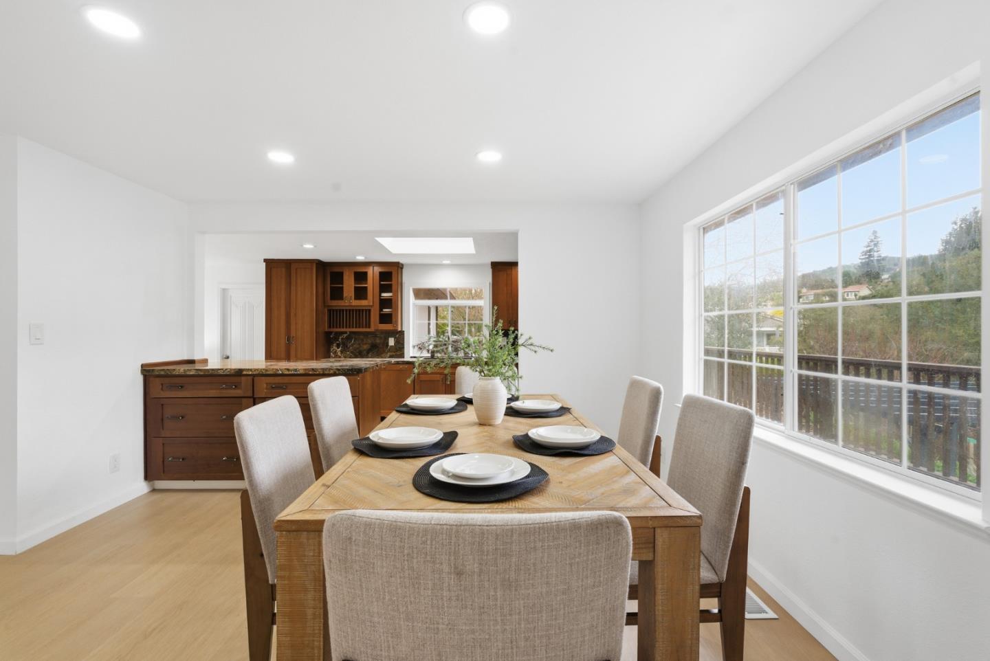 Detail Gallery Image 15 of 49 For 3230 Oak View Ln, Morgan Hill,  CA 95037 - 3 Beds | 2/1 Baths