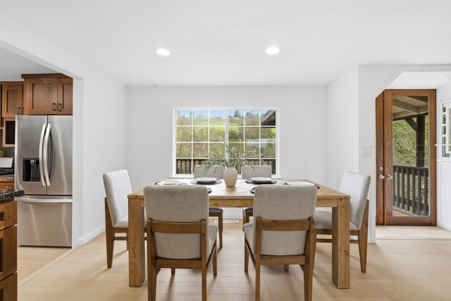 Detail Gallery Image 16 of 49 For 3230 Oak View Ln, Morgan Hill,  CA 95037 - 3 Beds | 2/1 Baths