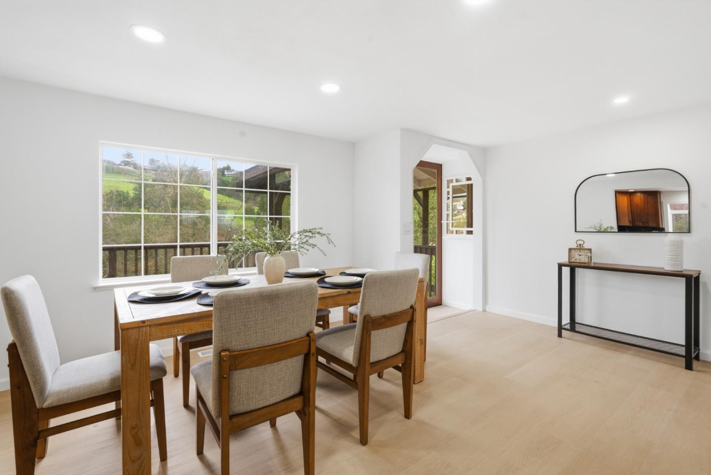 Detail Gallery Image 17 of 49 For 3230 Oak View Ln, Morgan Hill,  CA 95037 - 3 Beds | 2/1 Baths