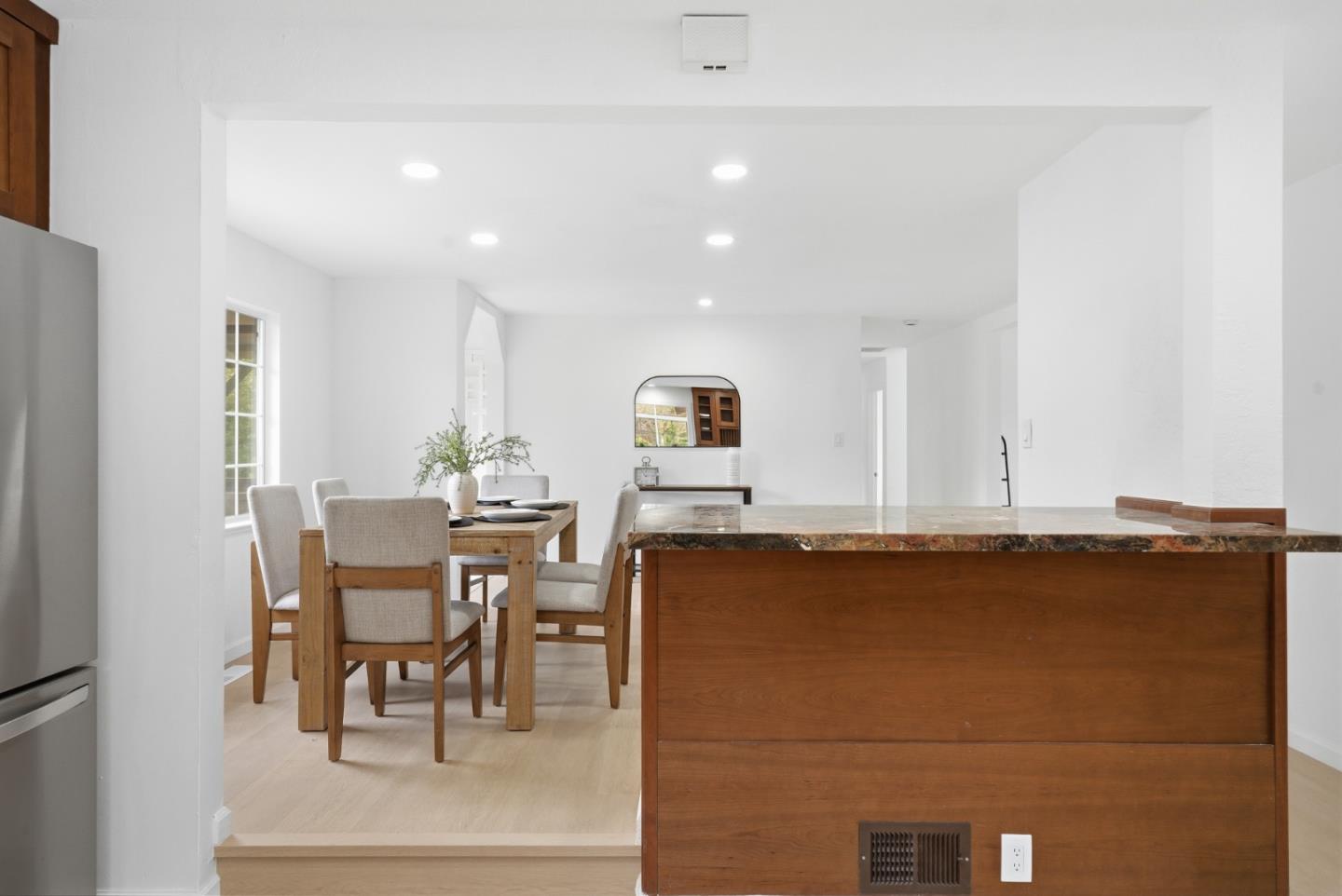 Detail Gallery Image 18 of 49 For 3230 Oak View Ln, Morgan Hill,  CA 95037 - 3 Beds | 2/1 Baths