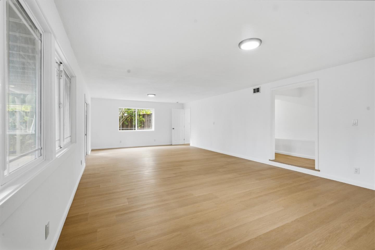 Detail Gallery Image 32 of 49 For 3230 Oak View Ln, Morgan Hill,  CA 95037 - 3 Beds | 2/1 Baths