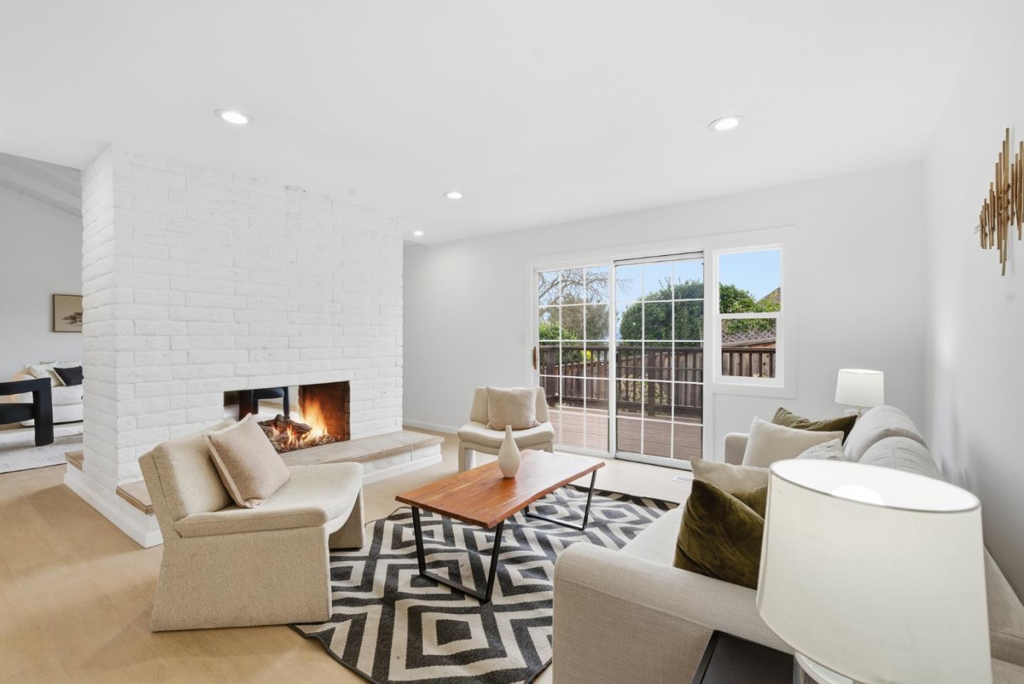 Detail Gallery Image 8 of 49 For 3230 Oak View Ln, Morgan Hill,  CA 95037 - 3 Beds | 2/1 Baths