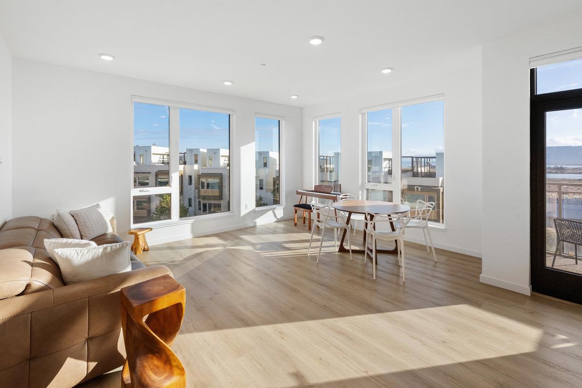 Detail Gallery Image 13 of 54 For 52 Kirkwood Ave #426,  San Francisco,  CA 94124 - 2 Beds | 2 Baths