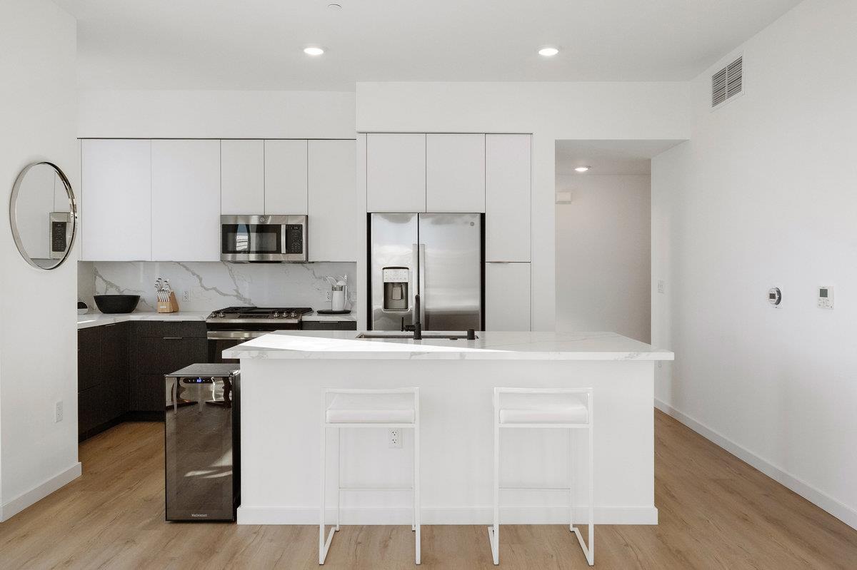 Detail Gallery Image 14 of 54 For 52 Kirkwood Ave #426,  San Francisco,  CA 94124 - 2 Beds | 2 Baths