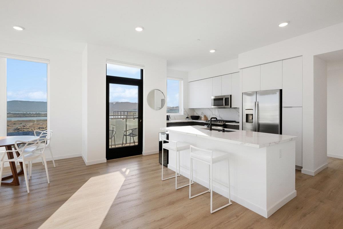 Detail Gallery Image 15 of 54 For 52 Kirkwood Ave #426,  San Francisco,  CA 94124 - 2 Beds | 2 Baths