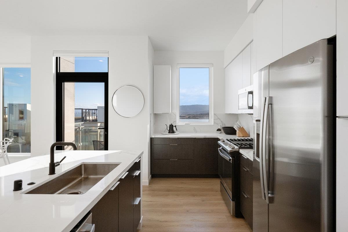 Detail Gallery Image 18 of 54 For 52 Kirkwood Ave #426,  San Francisco,  CA 94124 - 2 Beds | 2 Baths